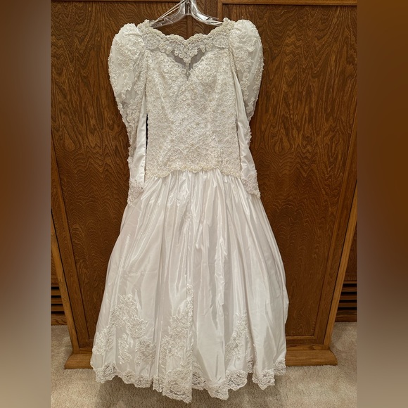 Mori Lee Custom Wedding Dress Size 12 - Picture 7 of 7
